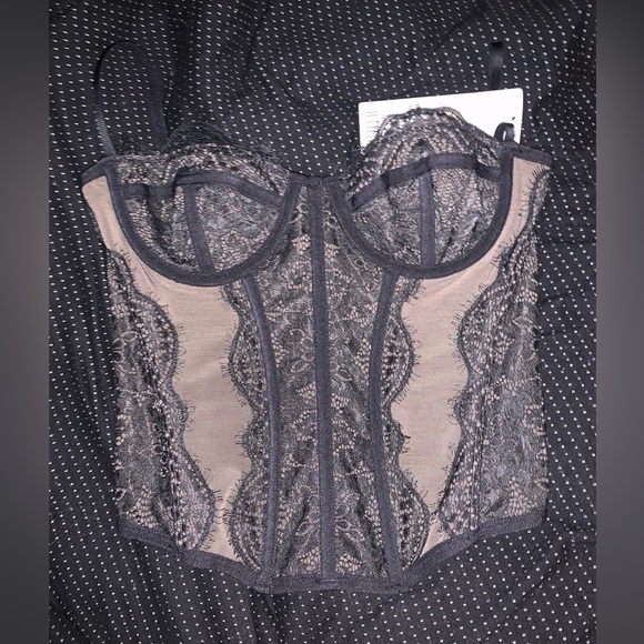 Urban Outfitters Out From Under Modern Love corset top - Picture 3 of 4